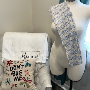 LuLaRoe One Size Scroll Print Legging• Preloved Condition